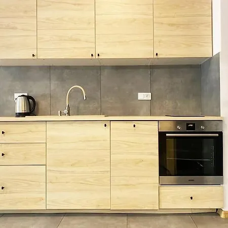 K22 Sky In The * Warsaw